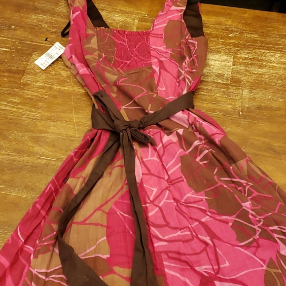 Dress - Picture 2 of 5